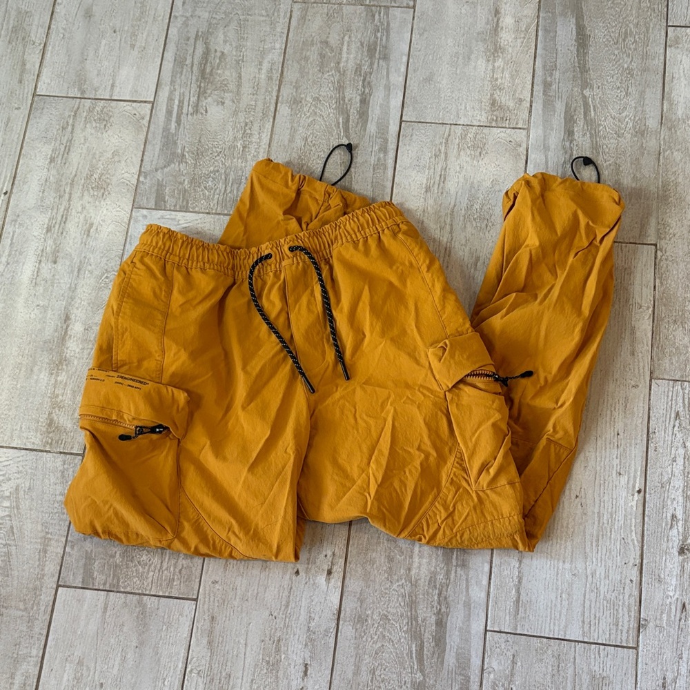 [Jordan] Golden Loose Fitted Cargo Pants - Size Large